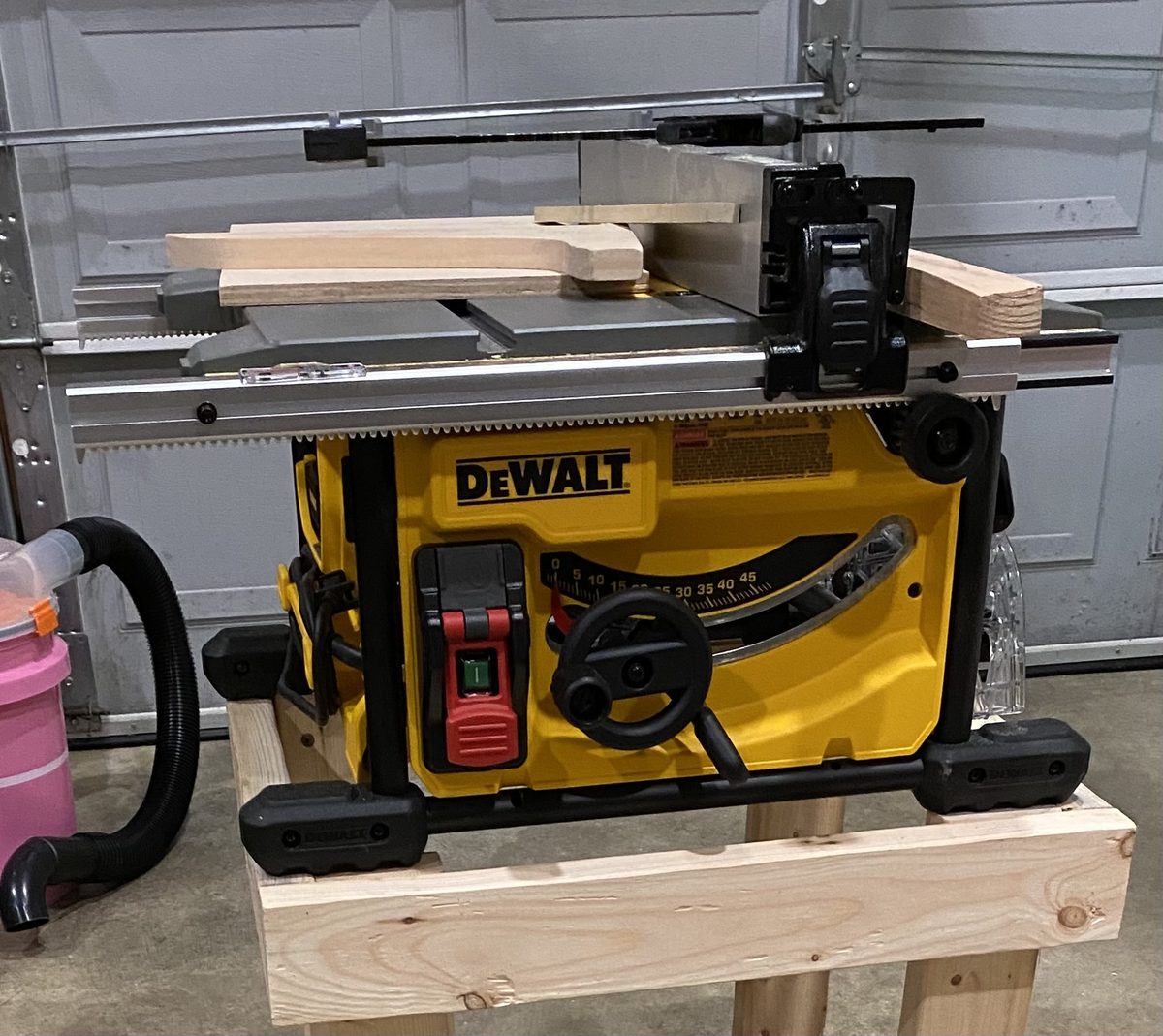 8 1/4” Table Saw (DeWalt)