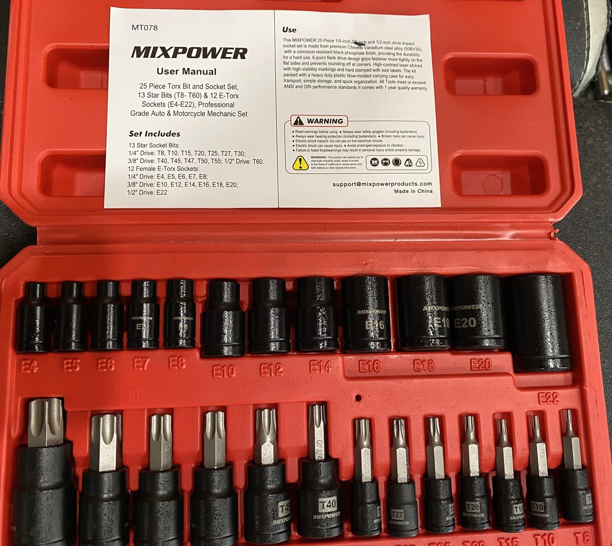Torx bit and socket set