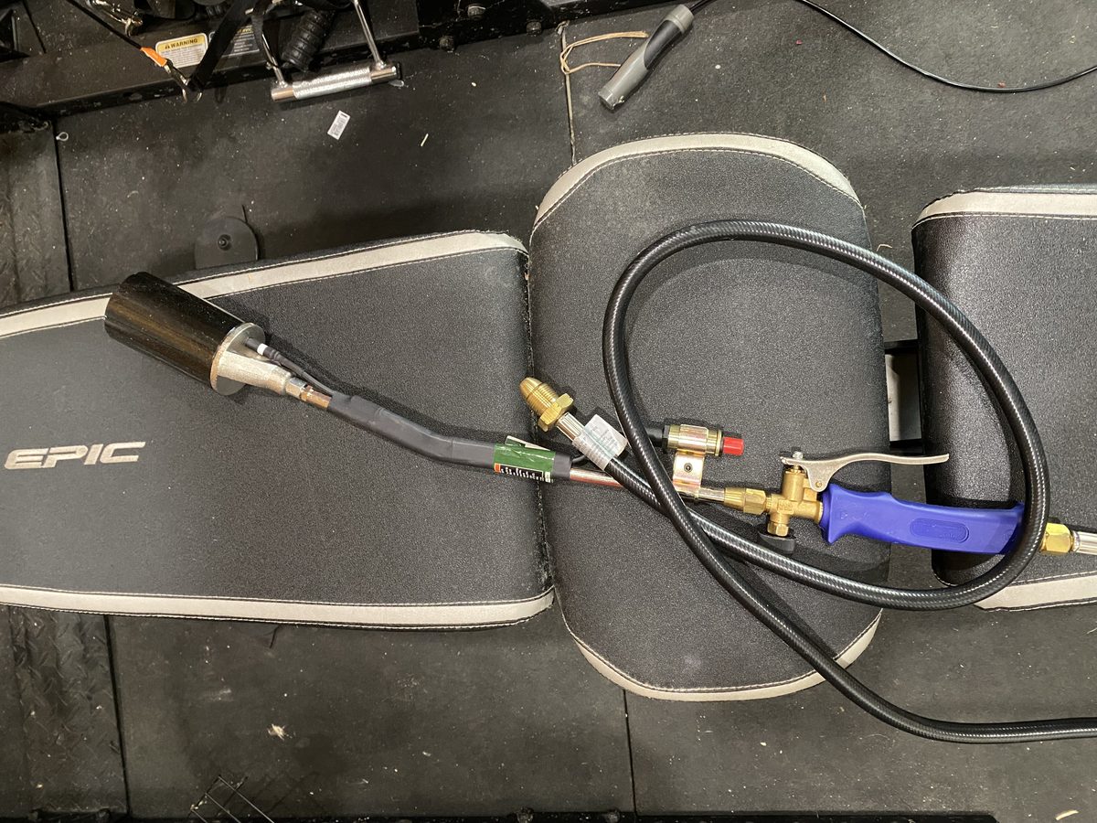 Propane blow torch